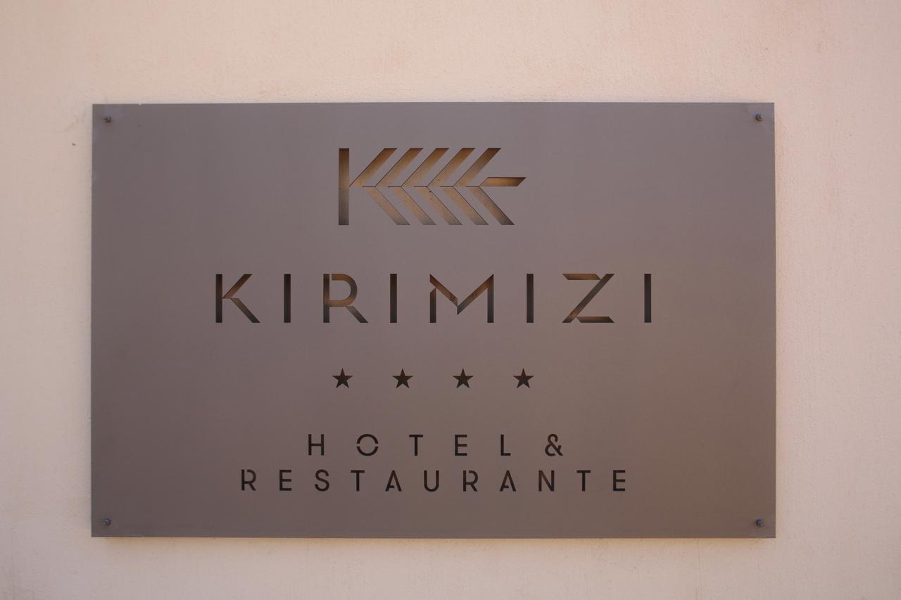 Kirimizi Hotel & Restaurante ペンバ エクステリア 写真