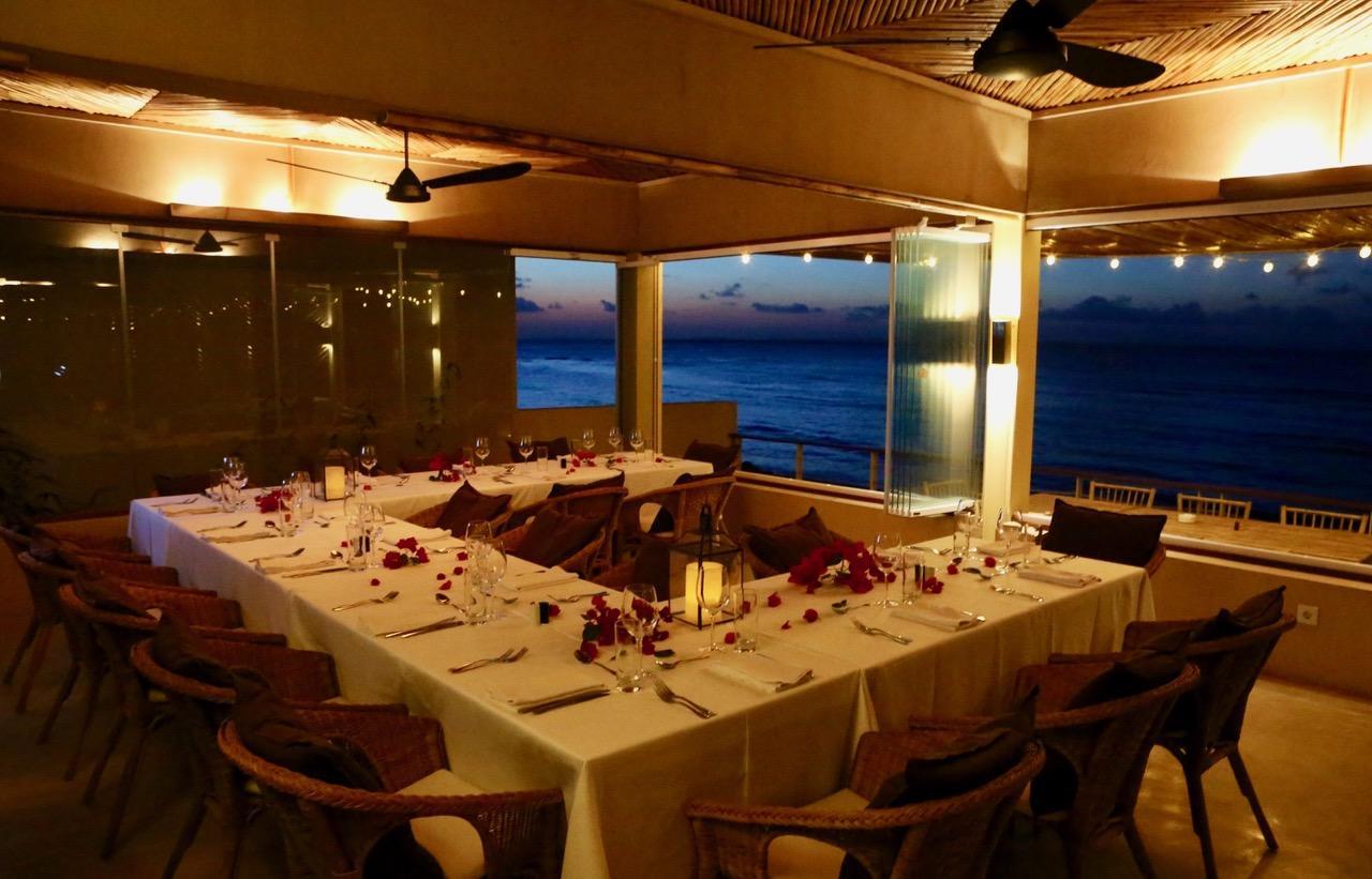 Kirimizi Hotel & Restaurante ペンバ エクステリア 写真